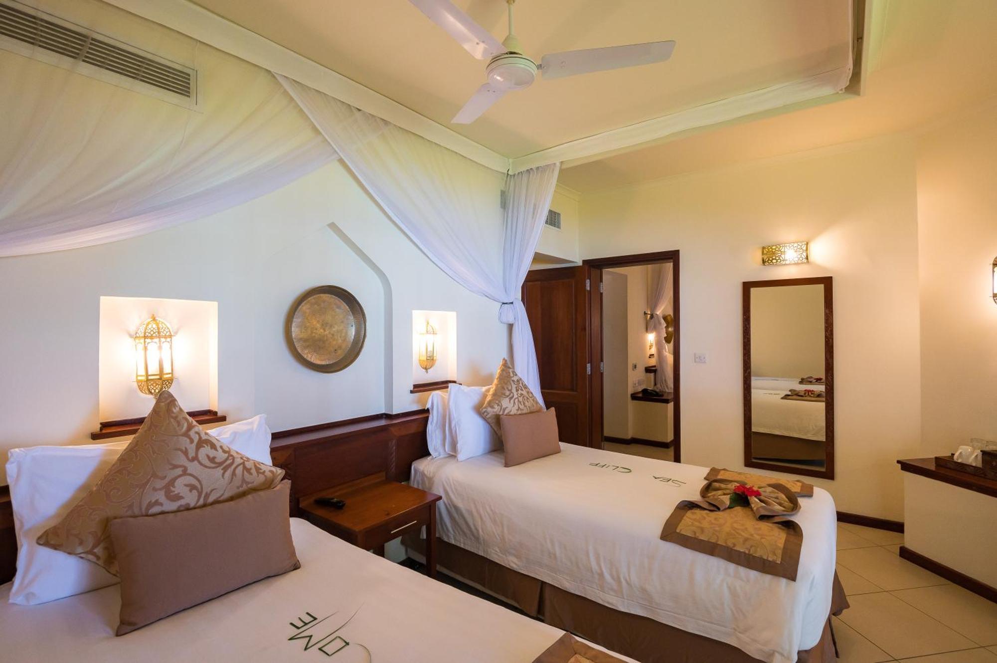 Sea Cliff Resort y Spa Zanzibar Exterior foto